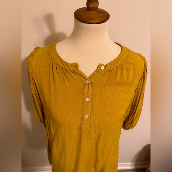 Flowy Universal Thread Blouse - Picture 2 of 8